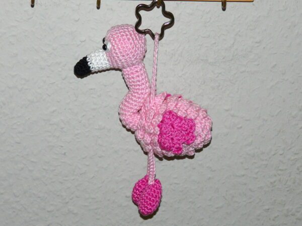 Häkelanleitungen für Schlüsselanhänger Häkelanleitung Flamingo Amigurumi