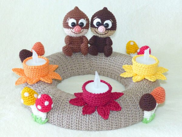 Häkelanleitungen für Herbst Häkelanleitung Tischkranz Herbst Amigurumi 3