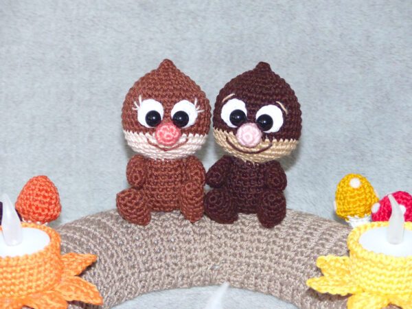 Häkelanleitungen für Herbst Häkelanleitung Tischkranz Herbst Amigurumi 10