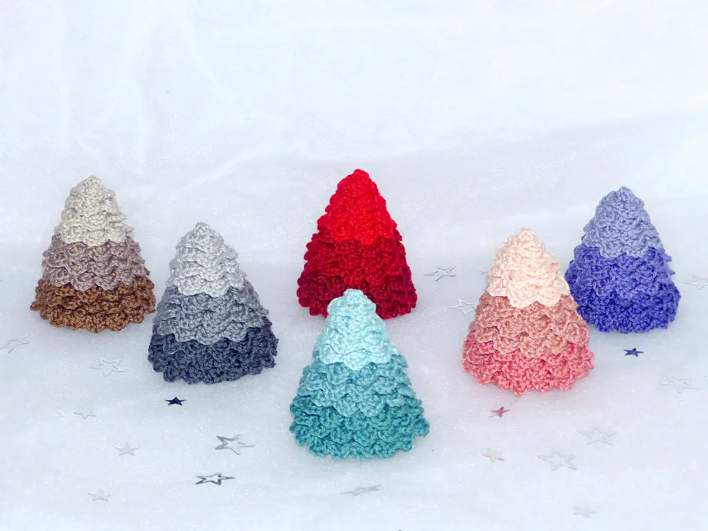 Häkelanleitungen für Weihnachten Häkelanleitung kleiner Weihnachtsbaum Amigurumi 3 Häkelanleitungen für Weihnachten Häkelanleitung kleiner Weihnachtsbaum Amigurumi 3